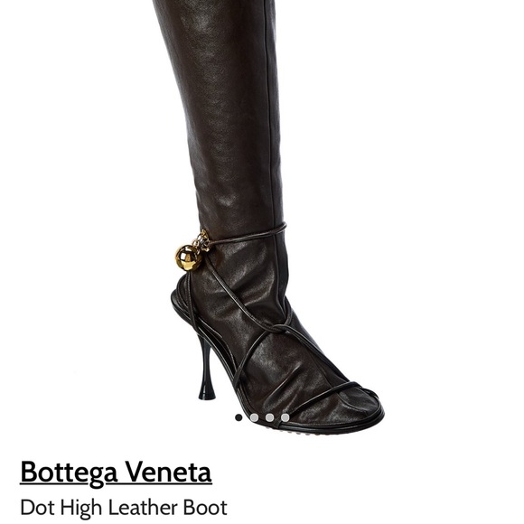 In Search Of. 39.5 may work too. I am a U.S. 9. Thanks for your help. - Picture 1 of 2